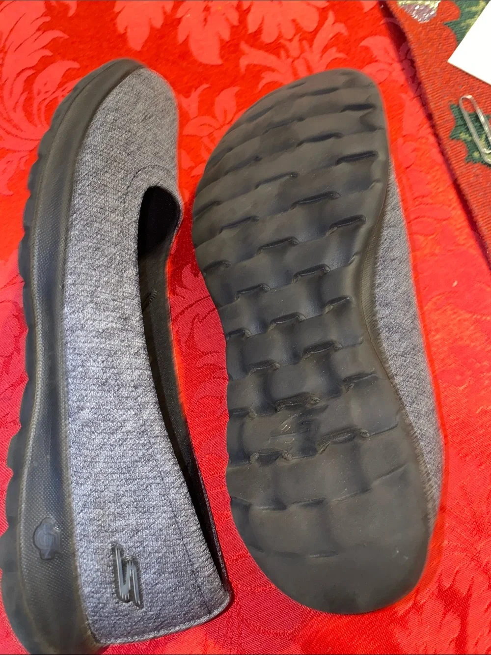 Skechers Women's Gray Knit Slip-On Flats